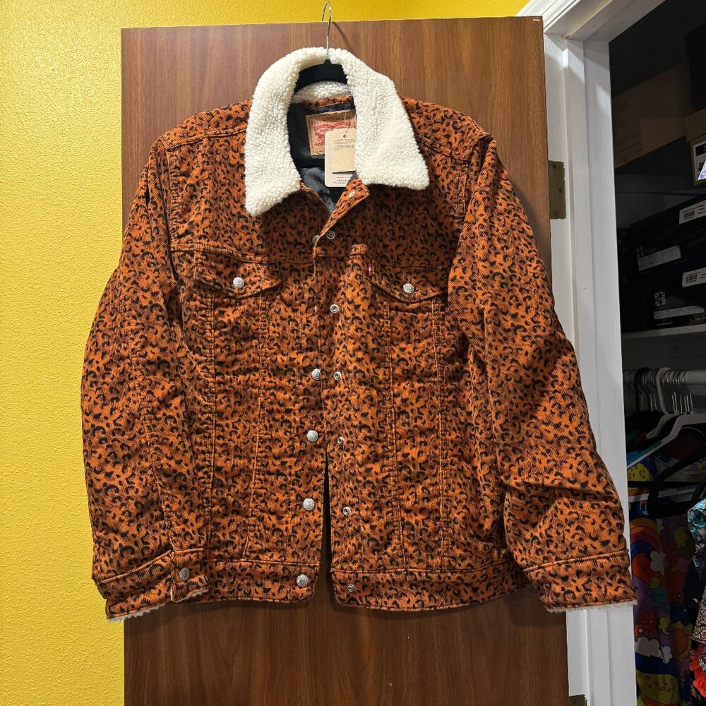 Levi's Corduroy Sherpa-Lined Trucker Jacket, Cheetah Print, Size 2X, NWT!